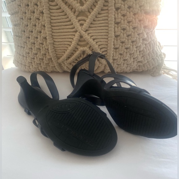 Marbella Blue Strappy Kitten Heel Sandals Women’s Size 8M New No Box - Picture 2 of 6